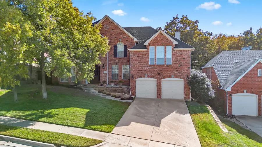 3589 Boxwood Drive, Grapevine, TX 76051 - Image #2