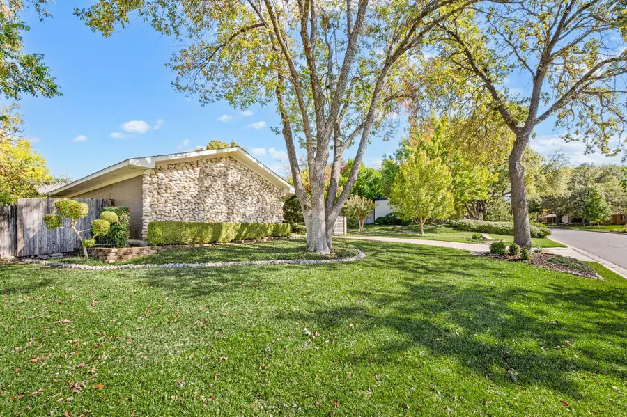 3720 Wooten Drive, Fort Worth, TX 76133 - Image #3