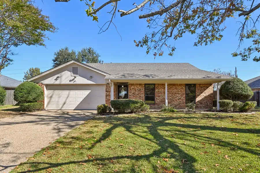 1209 Stonelake Drive, Cleburne, TX 76033 - Image #2
