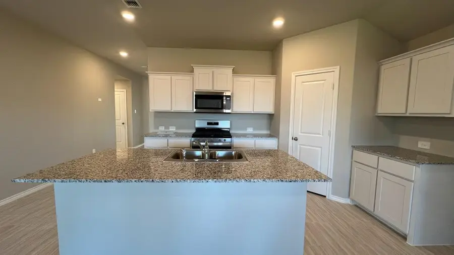 8456 Beltmill Parkway, Fort Worth, TX 76131 - Image #2