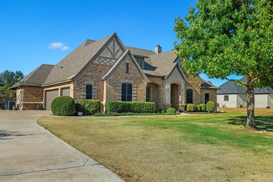 4801 Wild Stallion Court, Fort Worth, TX 76126 - Image #2