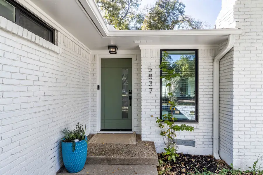 5837 Clendenin Avenue, Dallas, TX 75228 - Image #3