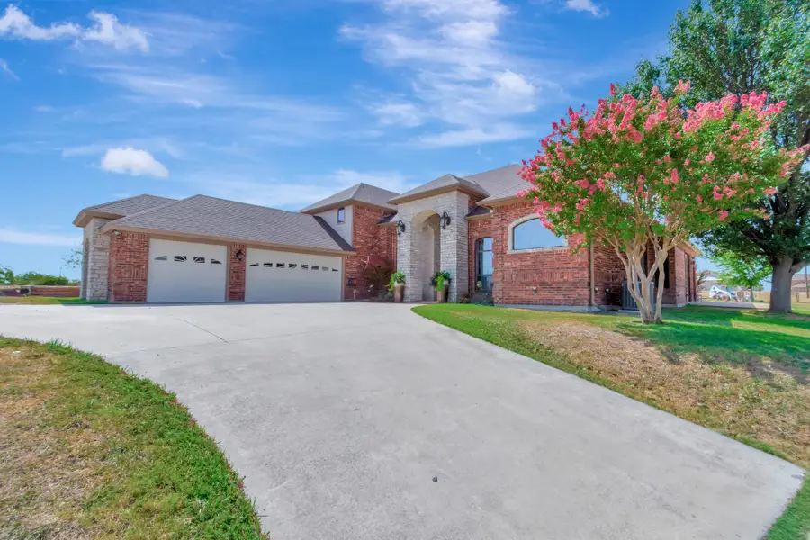 5520 White Settlement Road, Weatherford, TX 76087 - Image #3