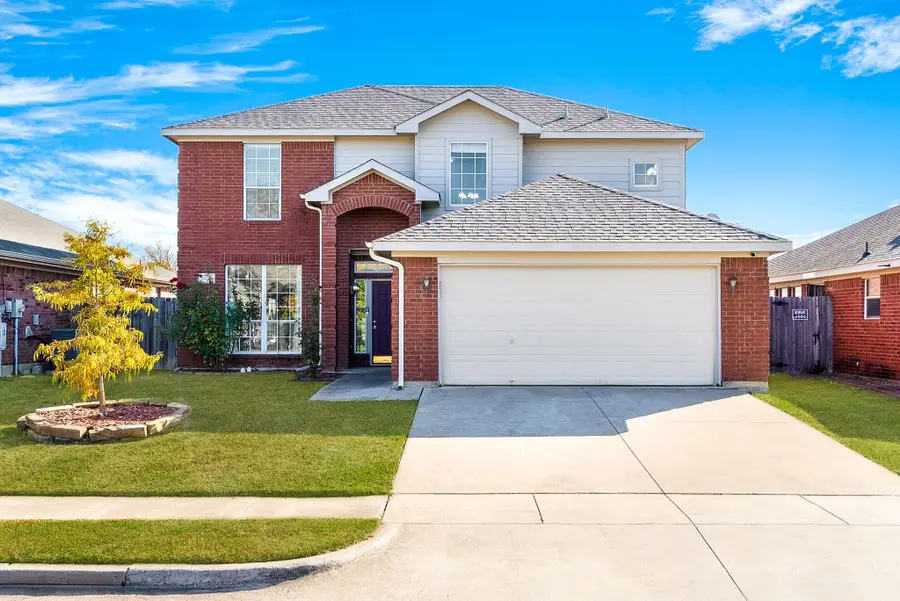 2400 Rushing Springs Drive, Fort Worth, TX 76118 - Image #3