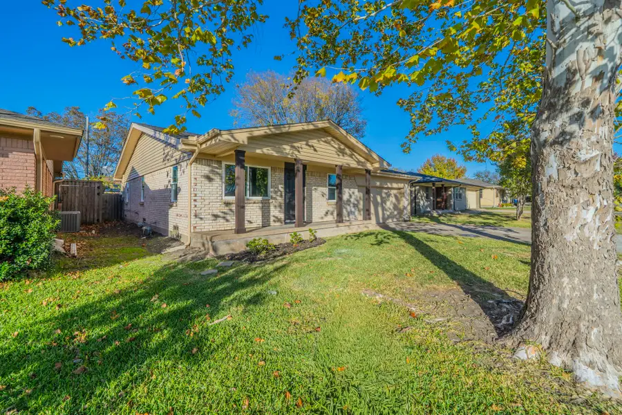 304 E Hazelwood Street, Princeton, TX 75407 - Image #2