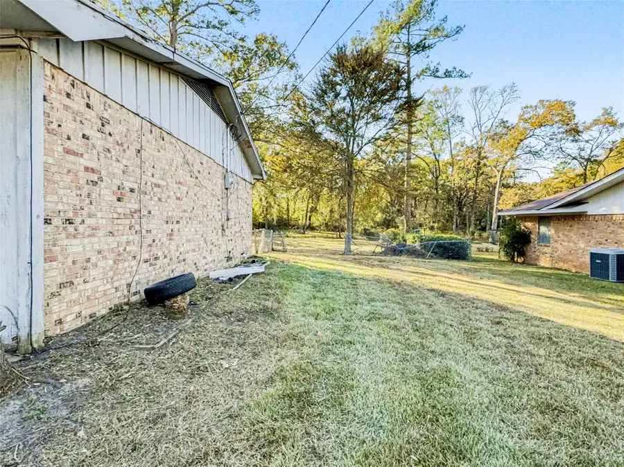 749 Francis Street, Hawkins, TX 75765 - Image #2