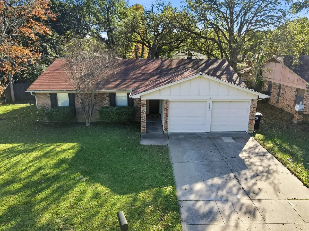 3906 Cedarwood Court, Arlington, TX 76017 - Image #1