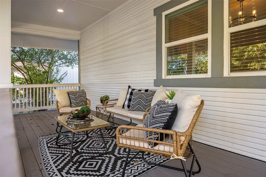 813 Elsbeth Street, Dallas, TX 75208 - Image #3