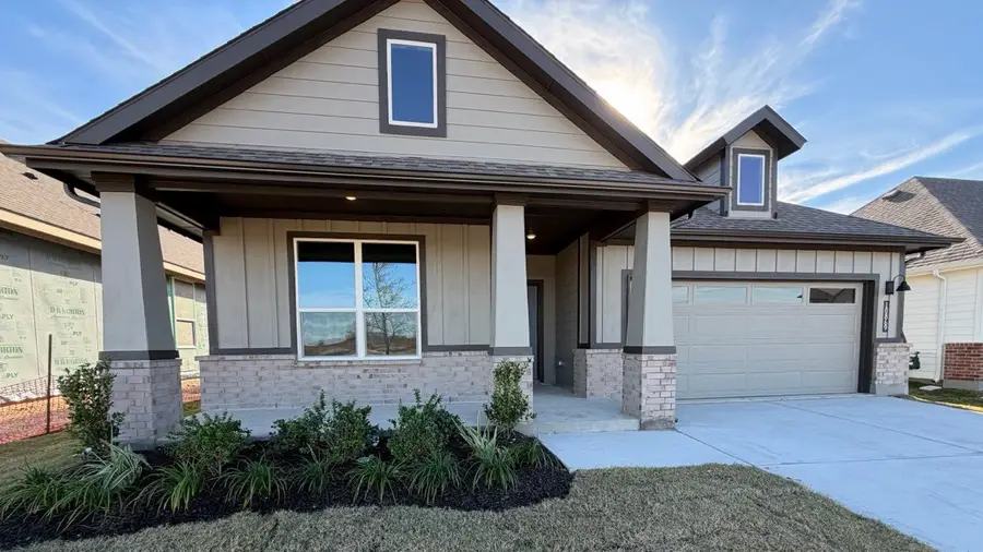 10869 Bloodstone Drive, Fort Worth, TX 76036 - Image #2