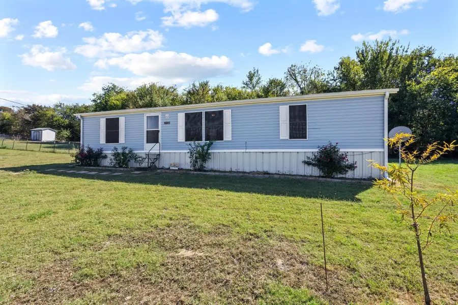 3956 County Road 4640, Trenton, TX 75490 - Image #2