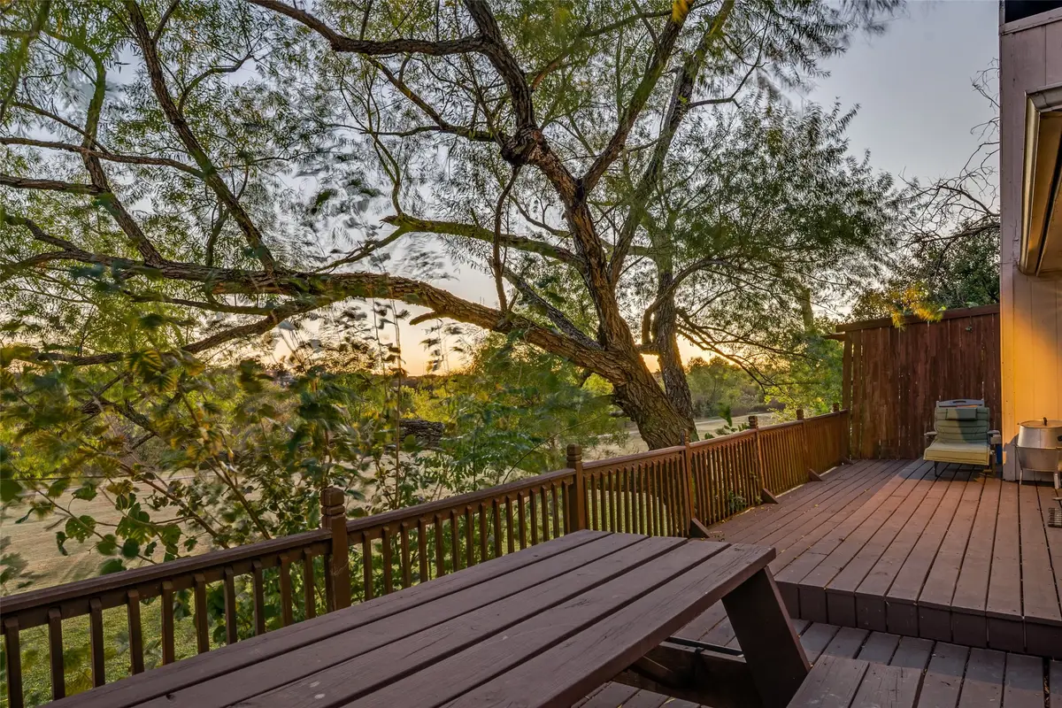 546 Briarcliff Drive, Garland, TX 75043 - Image #1