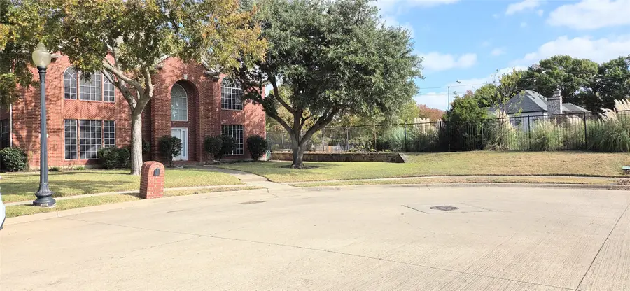 2825 Flamingo Lane, Plano, TX 75074 - Image #2