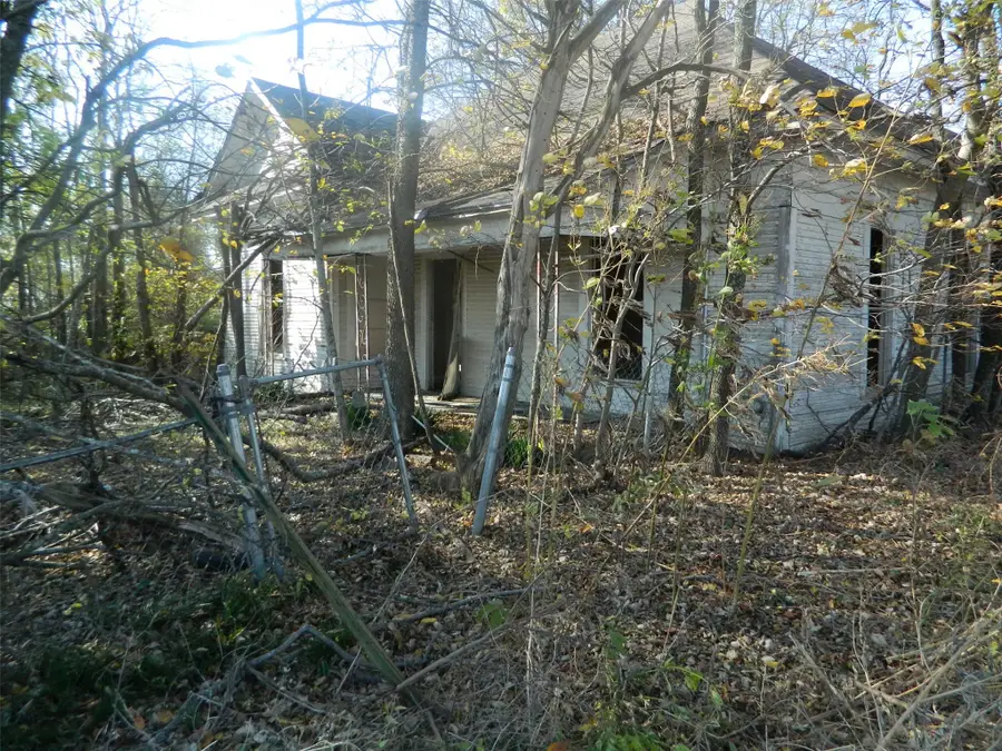 528 Johnston Road, Waxahachie, TX 75165 - Image #2