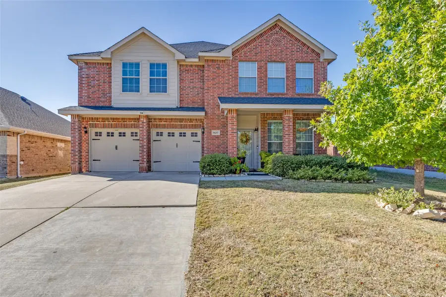 9237 Tierra Verde Drive, Fort Worth, TX 76177 - Image #2