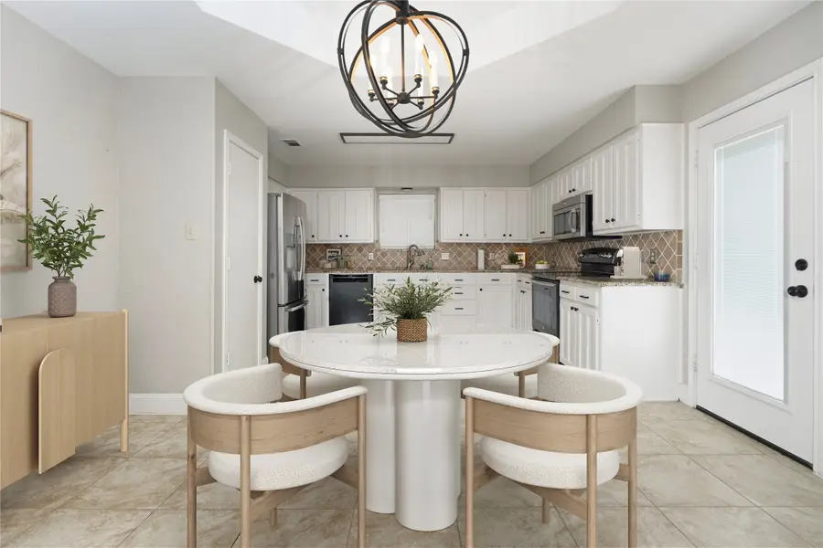 7205 Windcrest Court E, North Richland Hills, TX 76182 - Image #3