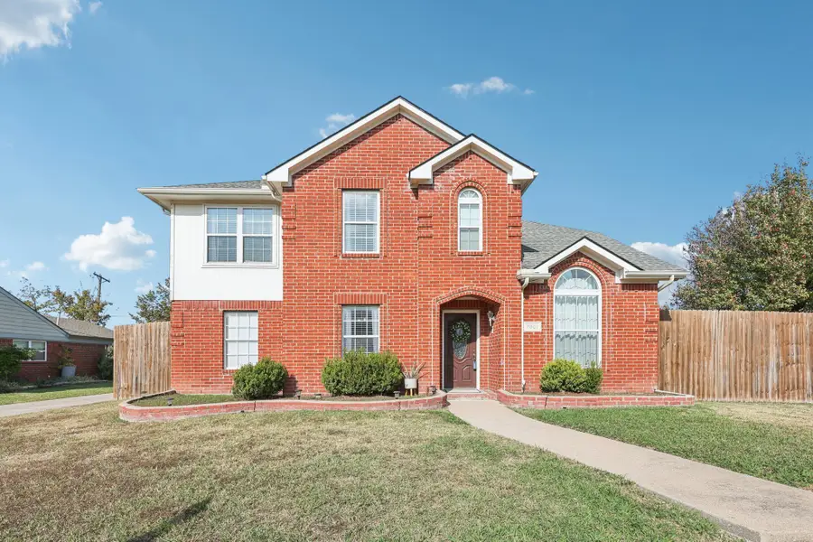 7801 Cousteau Drive, Rowlett, TX 75088 - Image #3