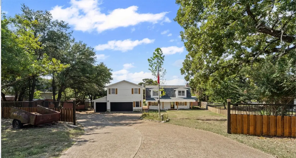 7329 Hickey Road, Azle, TX 76020 - Image #1
