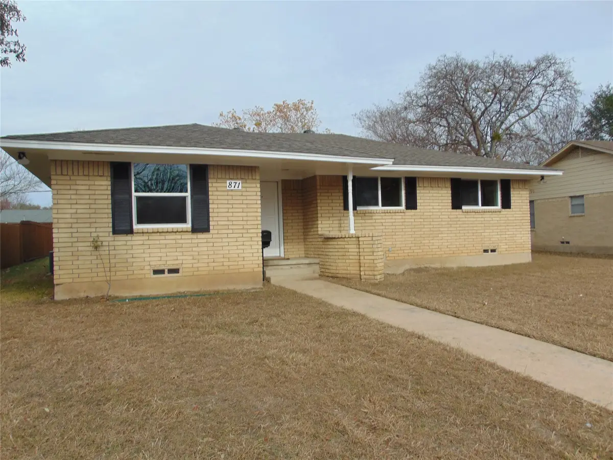 871 Magnolia Lane, Lancaster, TX 75146 - Image #1