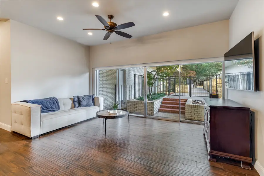 6211 W Northwest Highway #G115, Dallas, TX 75225 - Image #3