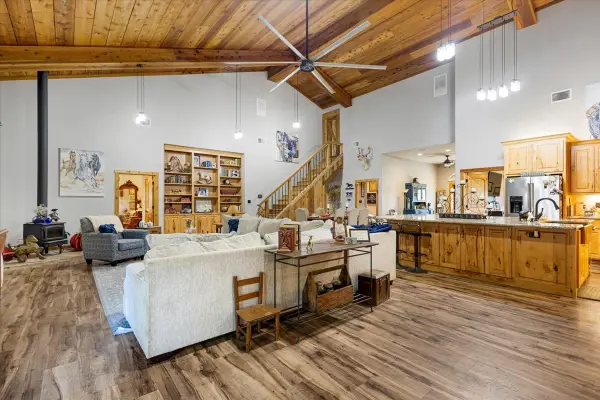 19669 County Road 431, Lindale, TX 75771