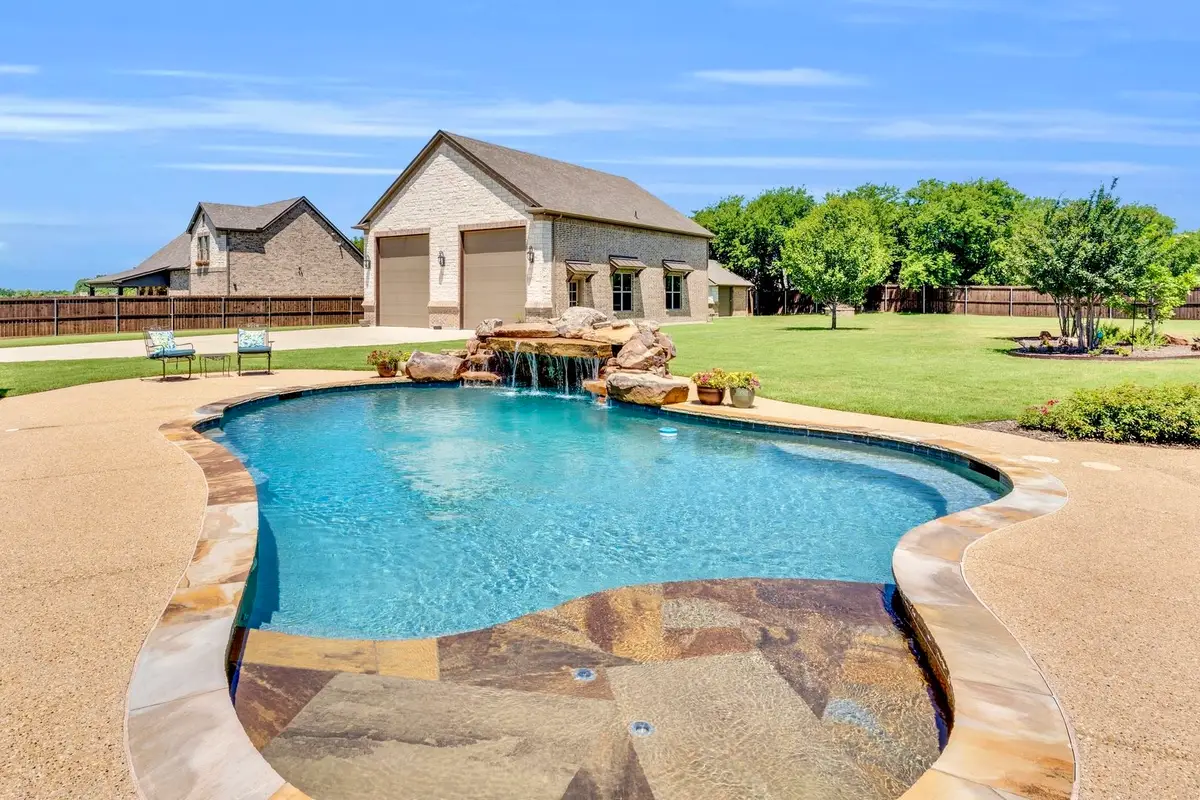 5631 Limestone Lane, Midlothian, TX 76065 - Image #1