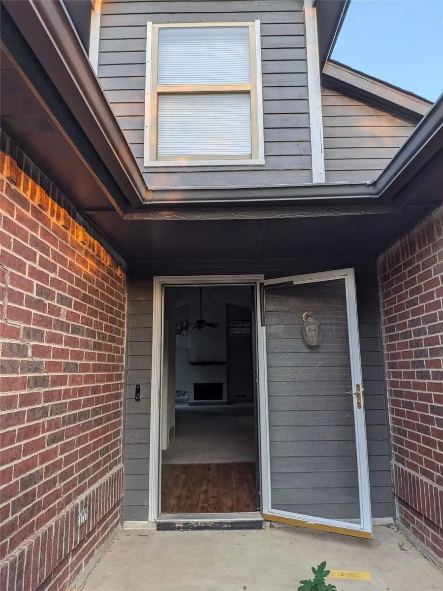 7912 Eastwind Drive, Fort Worth, TX 76137 - Image #3