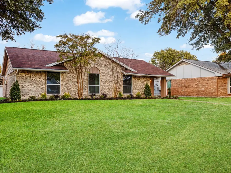 3029 Burning Tree Lane, Garland, TX 75042 - Image #2