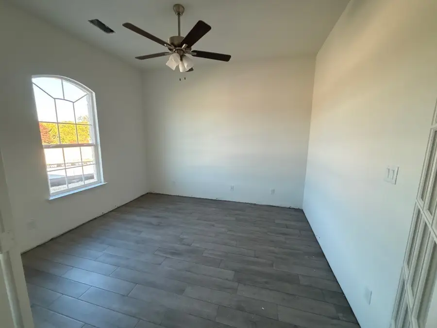 2300 Shamrock Lane, Weatherford, TX 76087 - Image #3