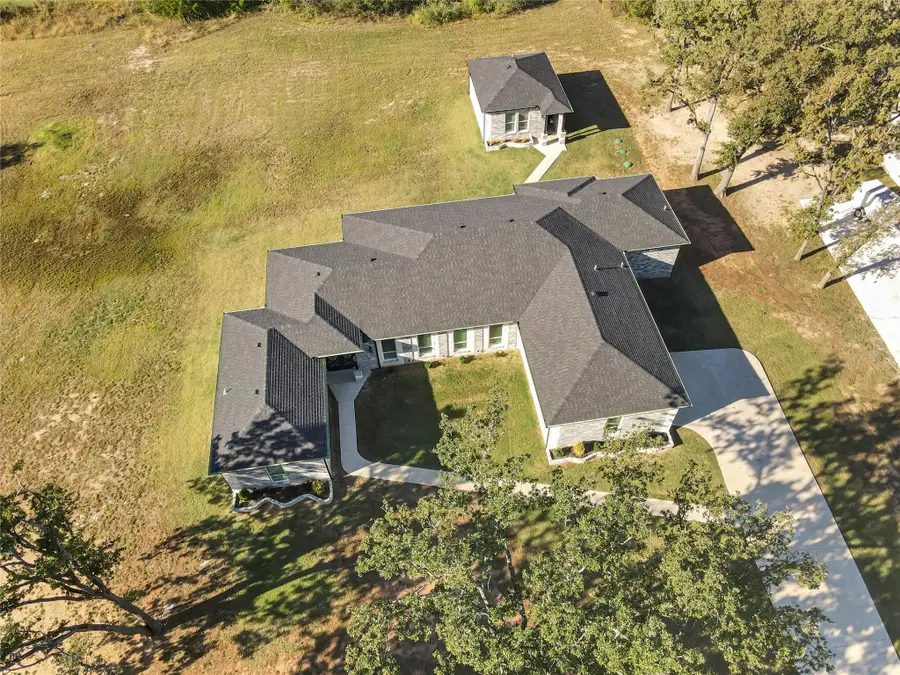 133 Crestview Drive, Corsicana, TX 75109 - Image #2