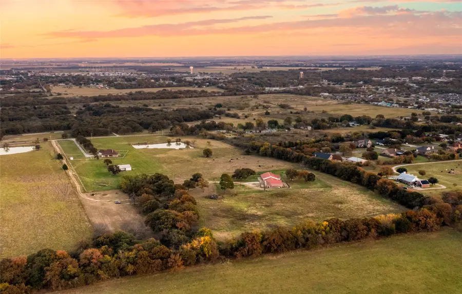 13633 Alexander Road, Pilot Point, TX 76258 - Image #3