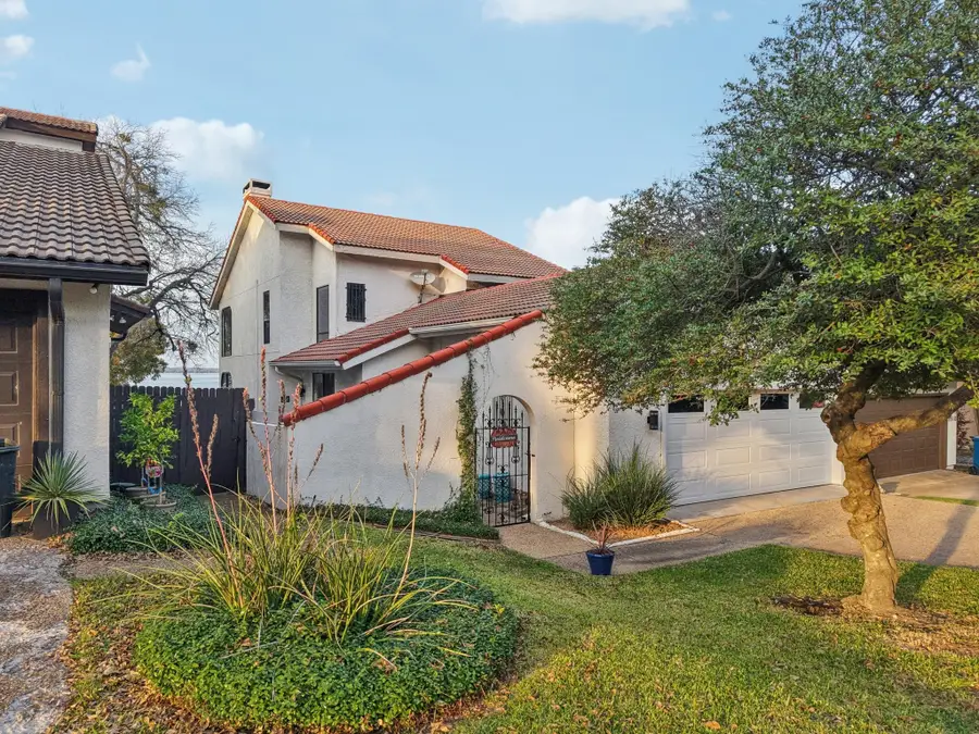 3512 Lakeside Drive, Rockwall, TX 75087 - Image #2