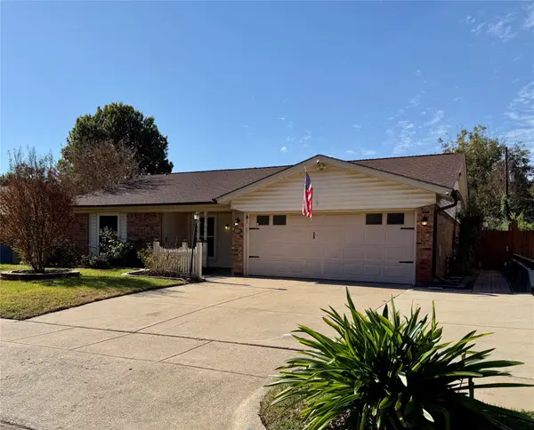 721 NW Ann Lois Lane, Burleson, TX 76028