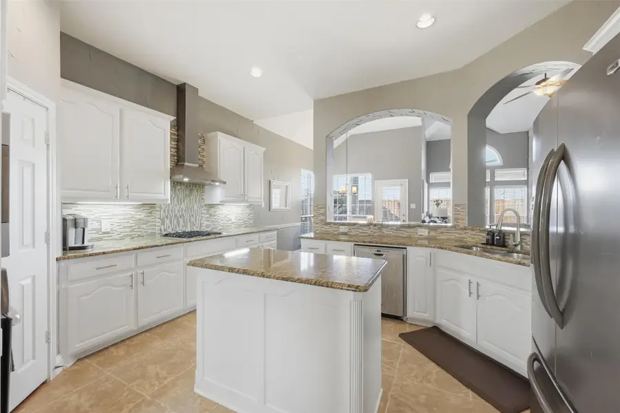 1332 Dutch Hollow Drive, Frisco, TX 75033 - Image #3