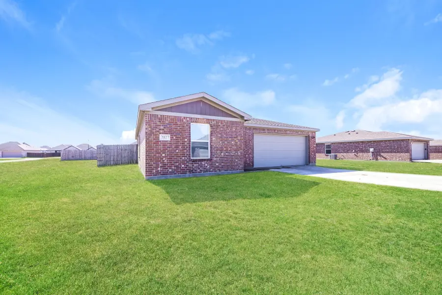2027 Clay Street, Mabank, TX 75147 - Image #2