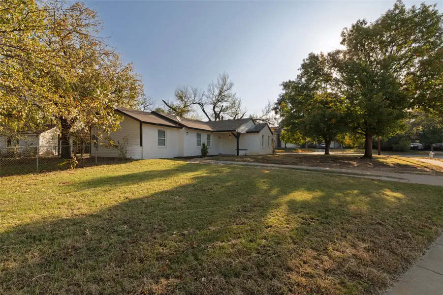 345 Claudia Street, Arlington, TX 76010 - Image #2