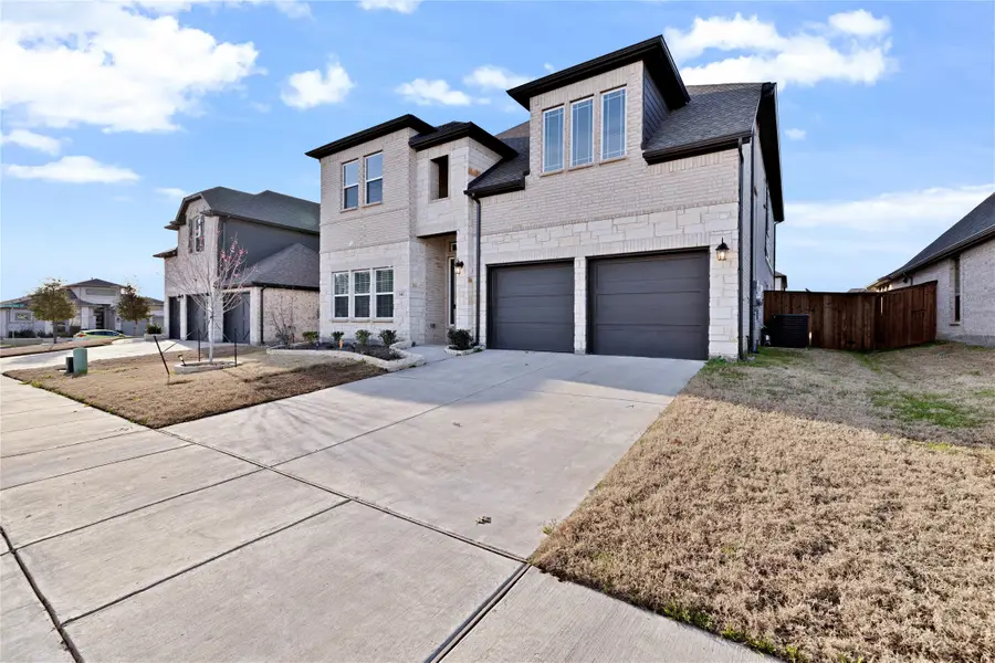 341 Oak Hollow Way, Little Elm, TX 75068 - Image #2