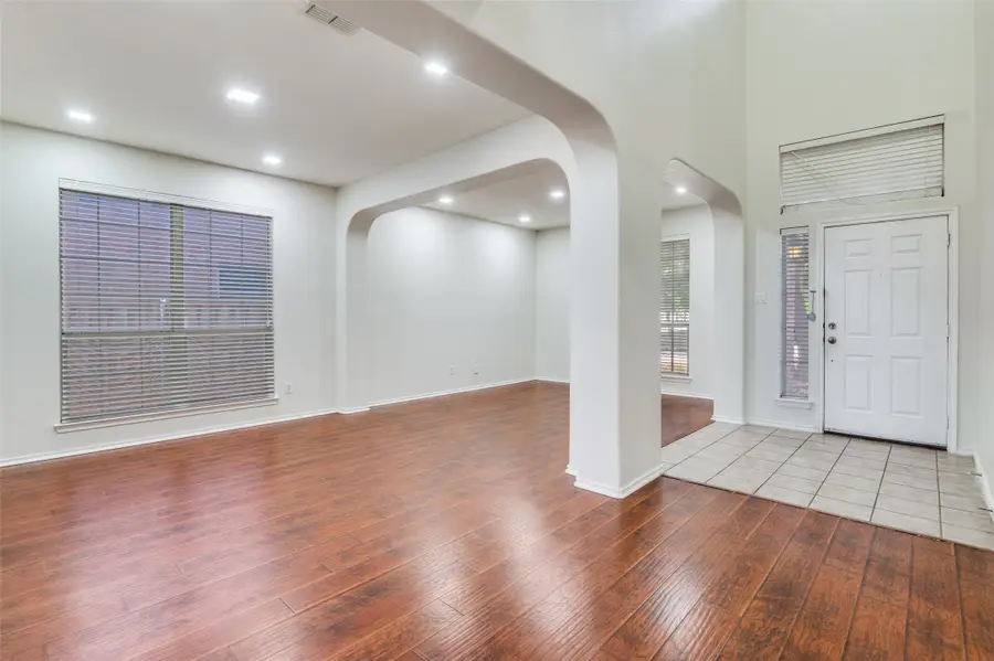 1922 High Meadow Street, Glenn Heights, TX 75154 - Image #3