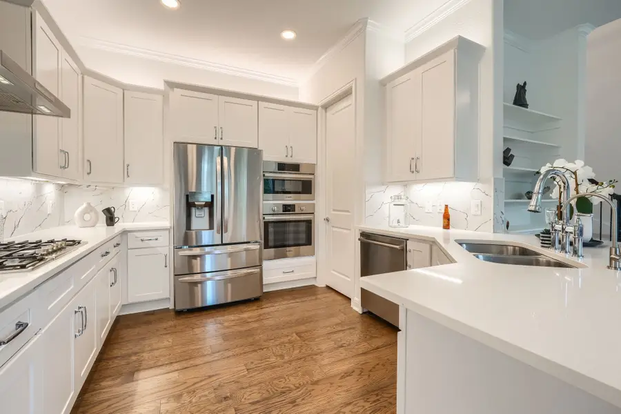 3101 Raphael Court, McKinney, TX 75070 - Image #2