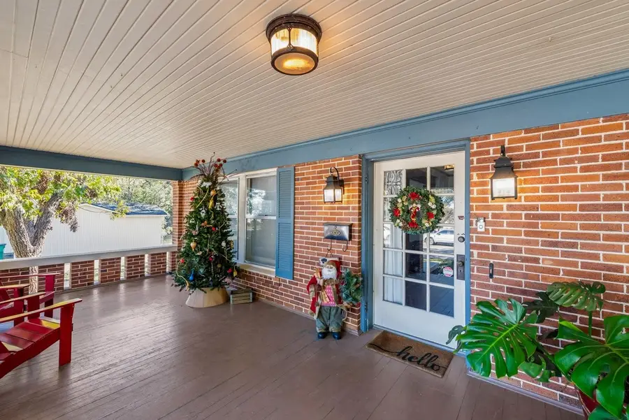 501 S Adams Street S, McGregor, TX 76657 - Image #2