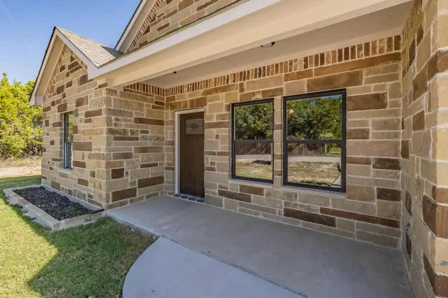 2515 Coyote Trail, Granbury, TX 76048 - Image #3
