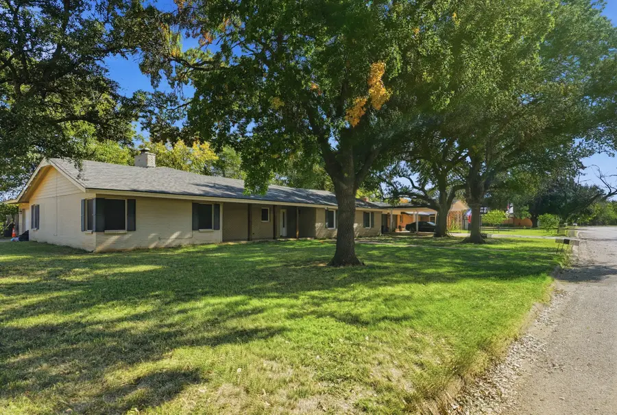 1925 Glenwood Drive, Abilene, TX 79605 - Image #3