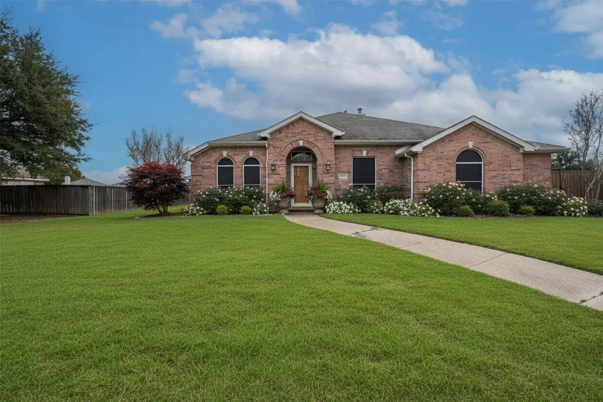 3200 Elmwood Drive, Mesquite, TX 75181 - Image #1