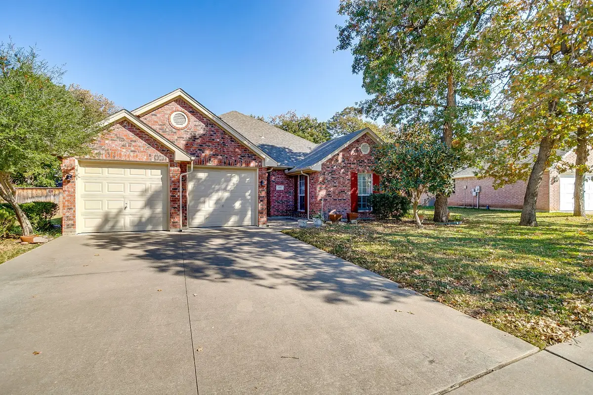 845 Royal Oak Lane, Burleson, TX 76028 - Image #1