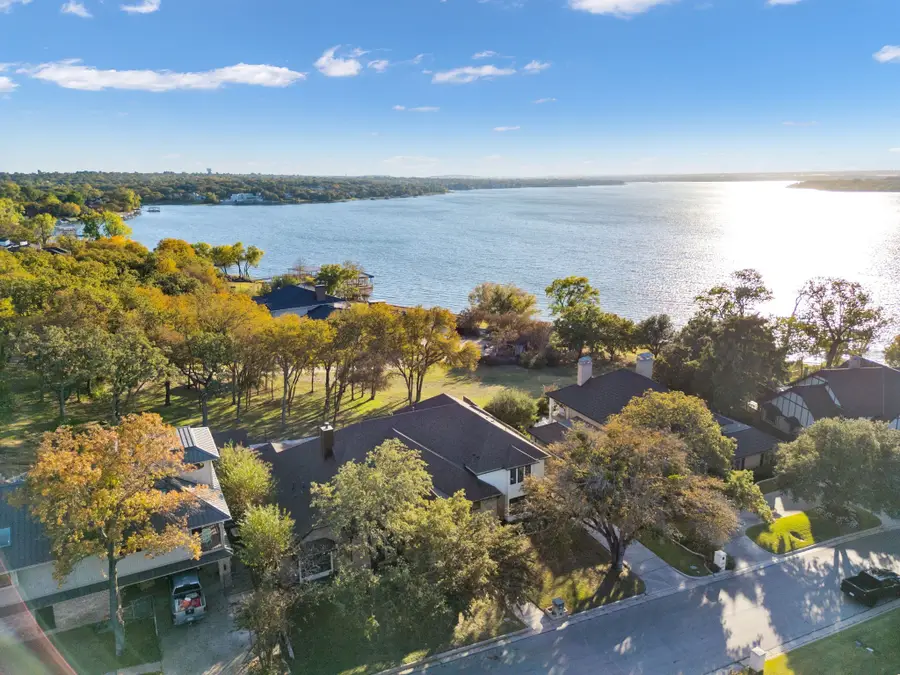 6012 Englishoak Drive, Arlington, TX 76016 - Image #2