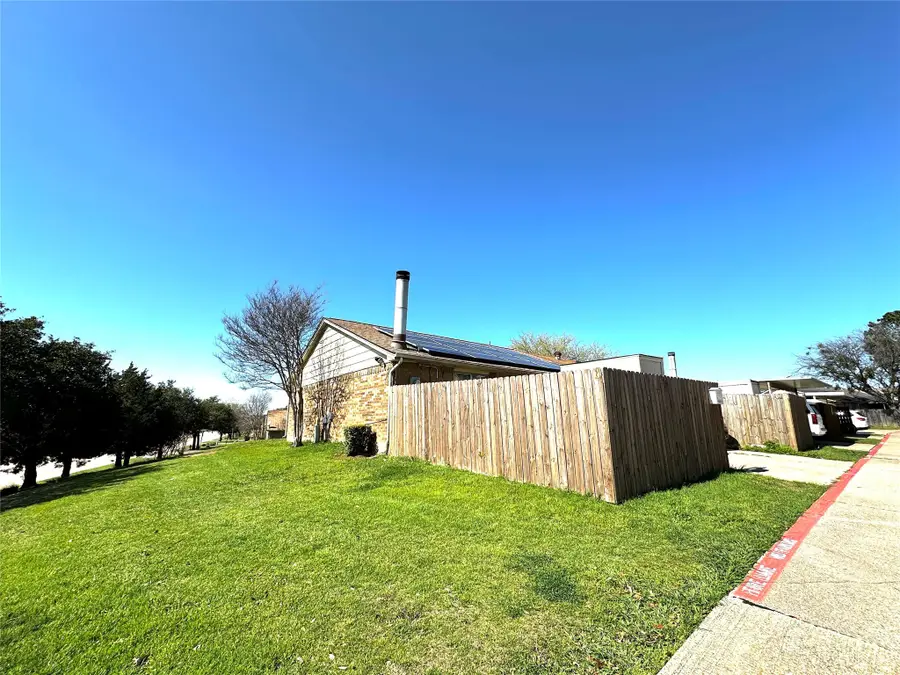 1 E Mountain Lane #33, Grand Prairie, TX 75052 - Image #3