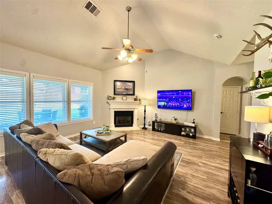 2721 Arabian Avenue, Denton, TX 76210 - Image #3