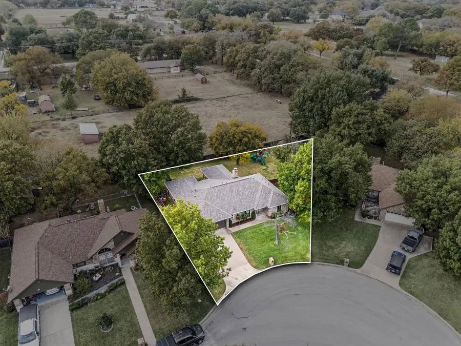 7317 Hialeah Circle W, North Richland Hills, TX 76182 - Image #2