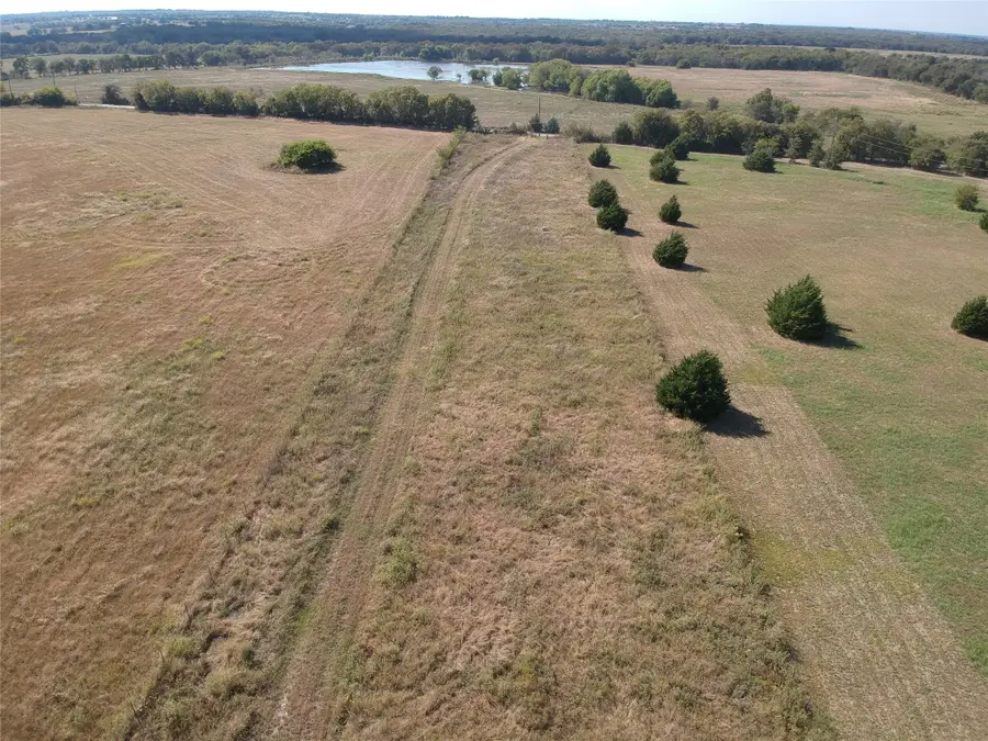 5646 N Us Highway 69 #56 Ac, Celeste, TX 75423 - Image #3