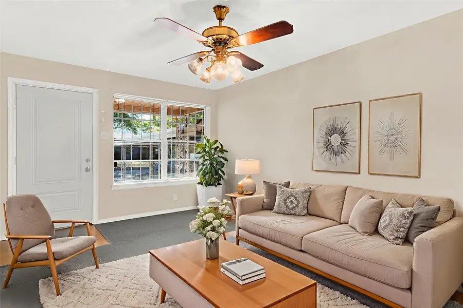 2729 Lockhart Avenue, Dallas, TX 75228 - Image #2