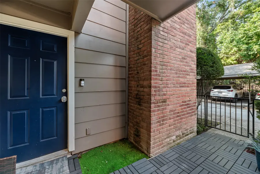 7510 Holly Hill Drive #111, Dallas, TX 75231 - Image #2